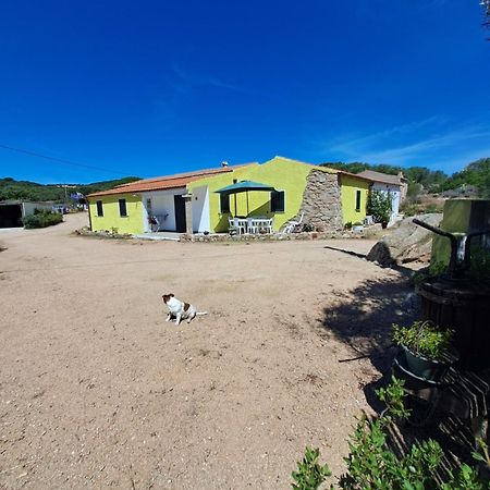 B&B Li Salcuneddi Aglientu Exterior foto