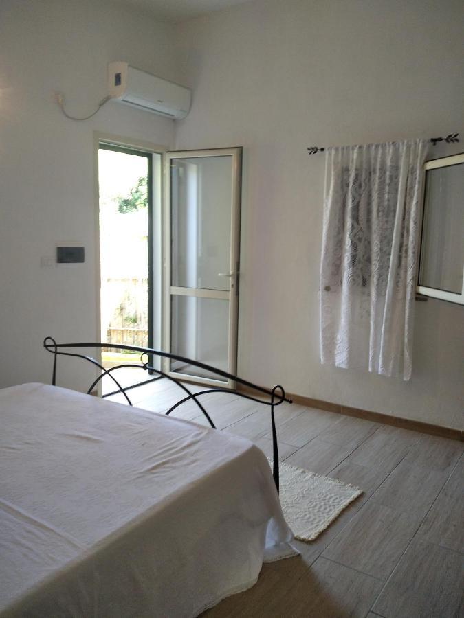 B&B Li Salcuneddi Aglientu Exterior foto