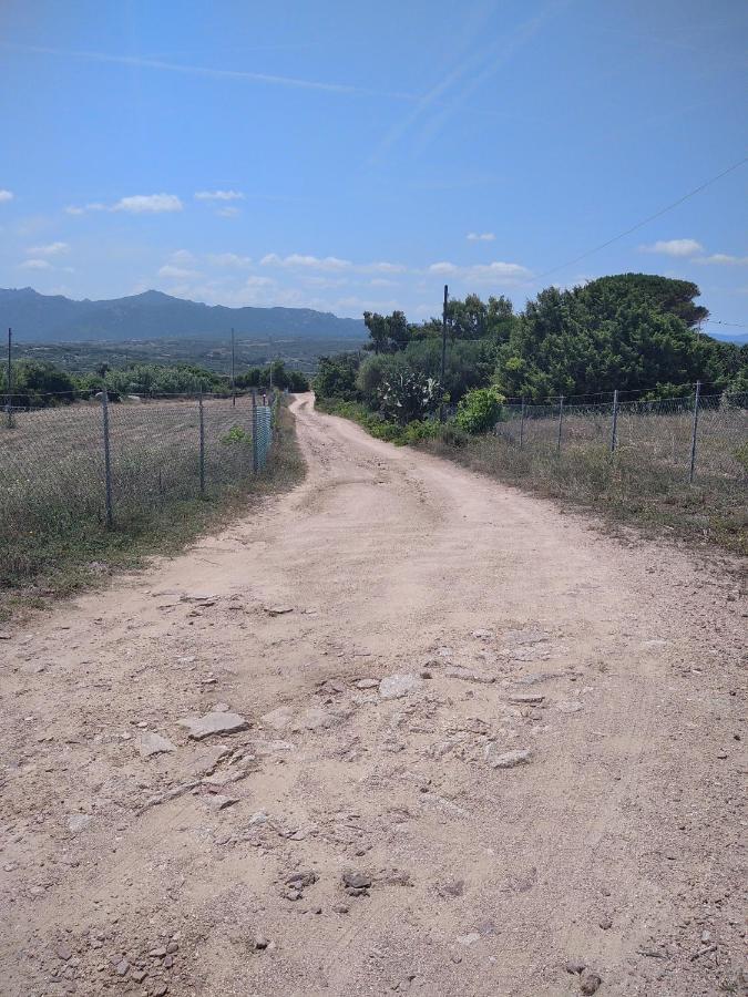 B&B Li Salcuneddi Aglientu Exterior foto