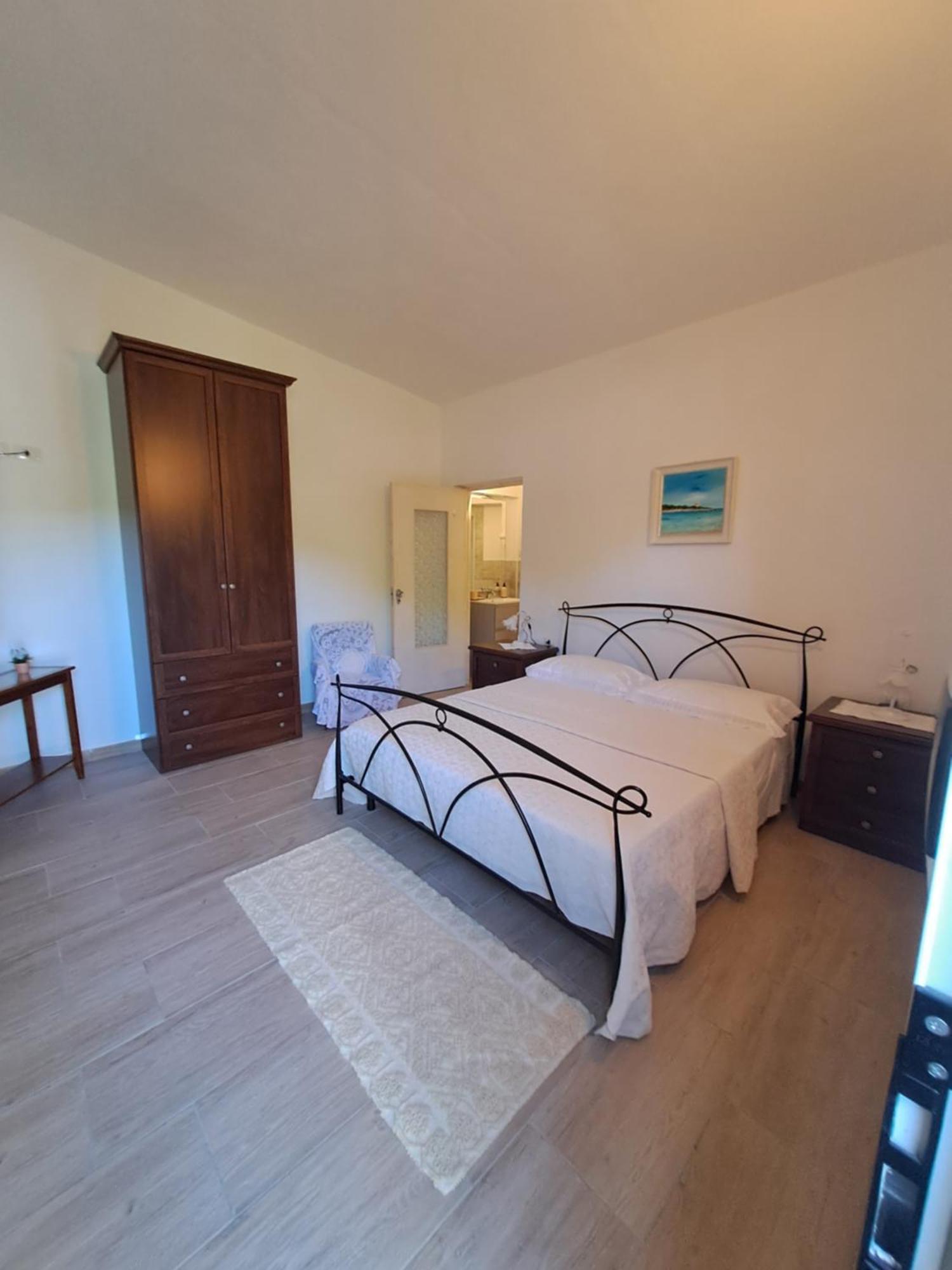 B&B Li Salcuneddi Aglientu Exterior foto